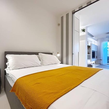 Апартаменти Solemar Sicilia - White Loft Палермо Екстер'єр фото