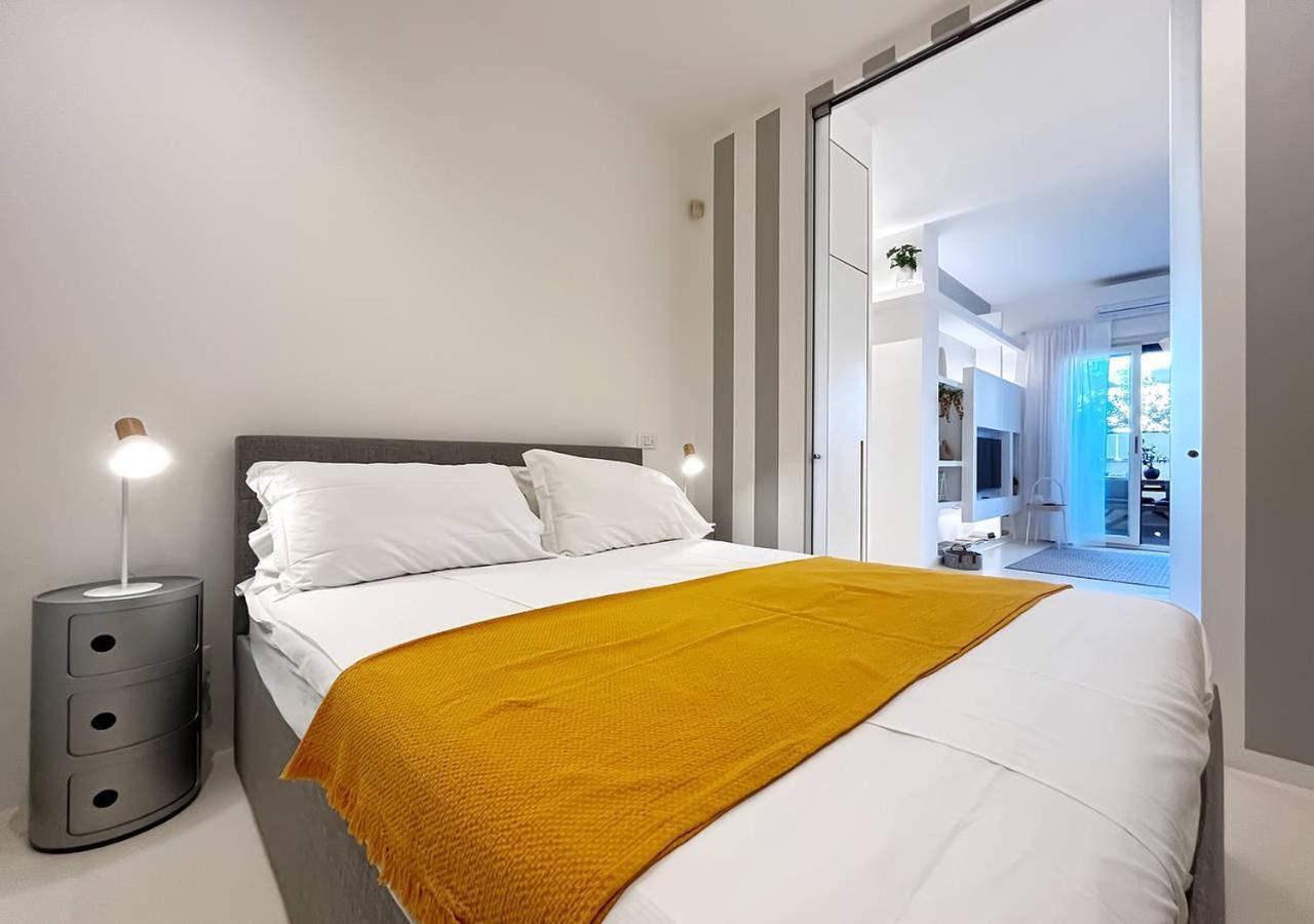Апартаменти Solemar Sicilia - White Loft Палермо Екстер'єр фото